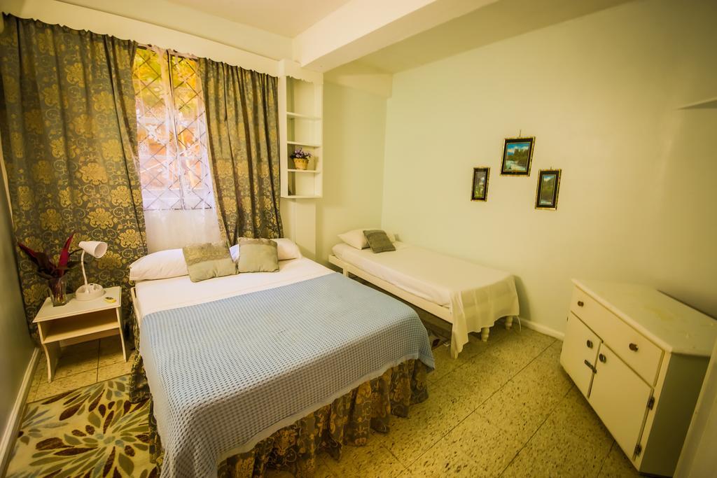 Отель Casa Del Vega A Little Peace Of Heaven Кастри Экстерьер фото